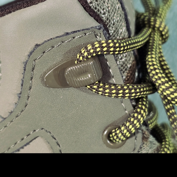 Merrell Women's Siren Sport Q2 Mid Waterproof hiking boot Dusty Olive Colorway - Picture 16 of 16